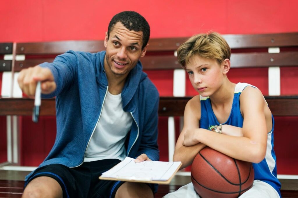 Baloncesto en un High School con beca deportiva 